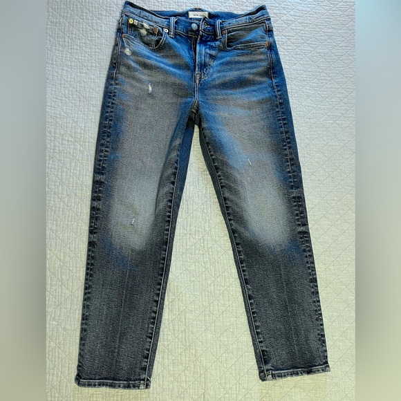 AE77 Premium Mom Jean - 4 Short - Picture 3 of 13